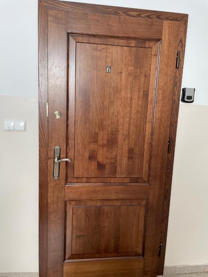 Apartament W Koninie Przy Ul. Wiosny Ludow Konin  Exteriér fotografie